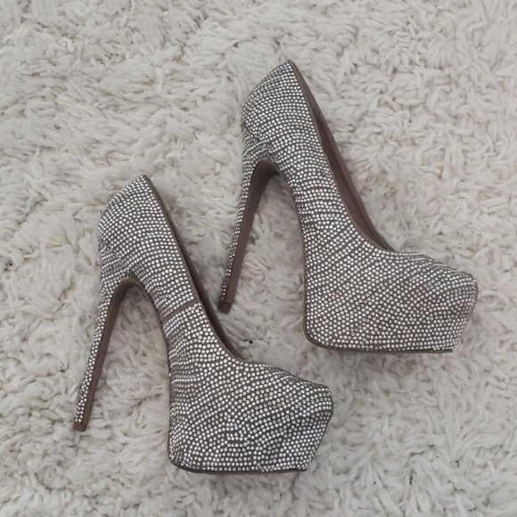 Steve Madden Dyvinal Platform Pump - Picture 1 of 6